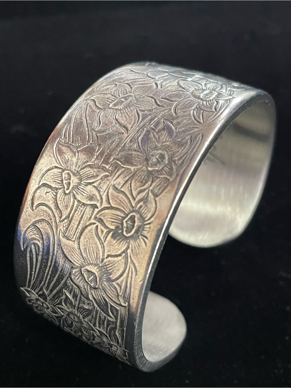 Pewter Floral Engraved Cuff Bracelet March